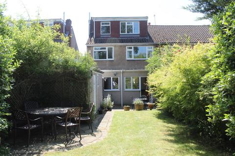 8 Causeway Close, Potters Bar, EN6 5HW
