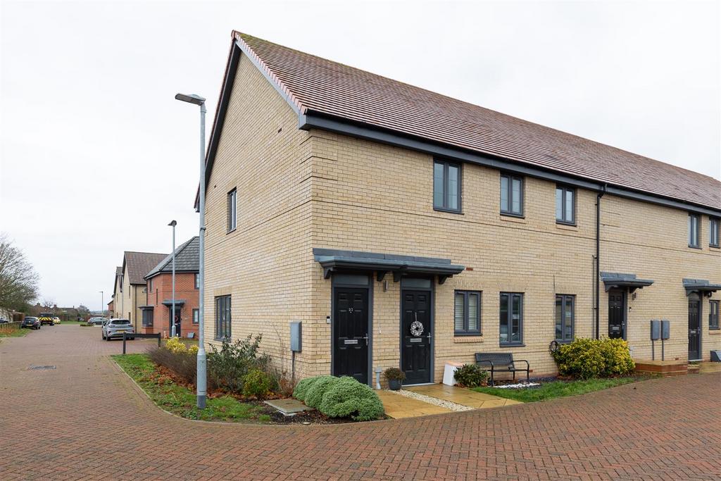 Chew Meadow, Biggleswade SG18 0RG 2 bed apartment for sale £96,000