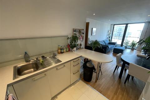 2 bedroom apartment for sale, St Georges Island, Castlefield, Kelso Place, Manchester