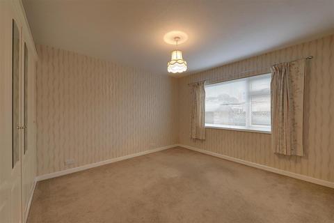 2 bedroom flat for sale - Manor Field Court, Broadwater Road, Worthing