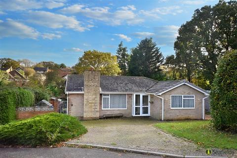 3 bedroom detached bungalow for sale, Hersey Rise, Seaview, PO34 5LJ