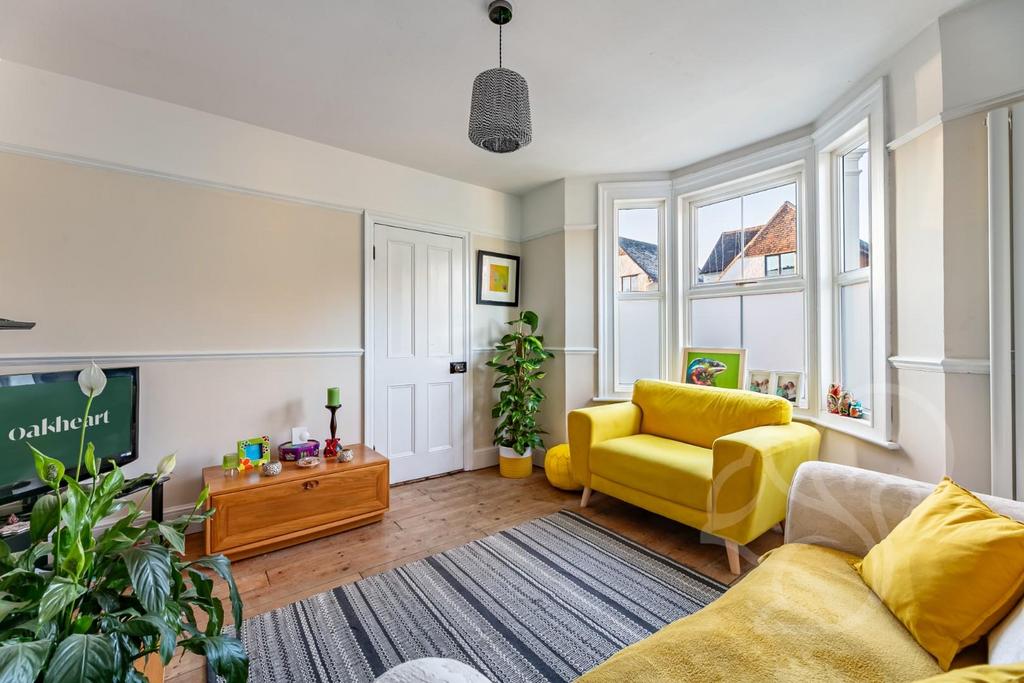 Irvine Road, Colchester 3 bed semidetached house for sale £400,000