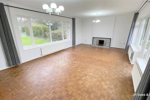 1 Broadfields, Goffs Oak, Waltham Cross, EN7 5JU