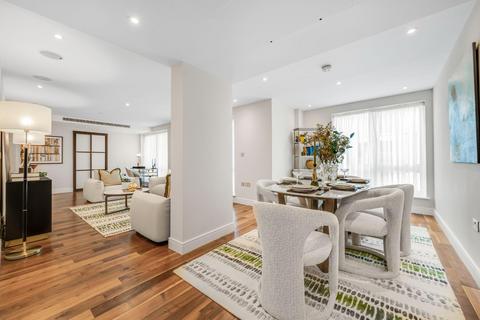 3 bedroom flat for sale, Compass House, Chelsea Creek SW6