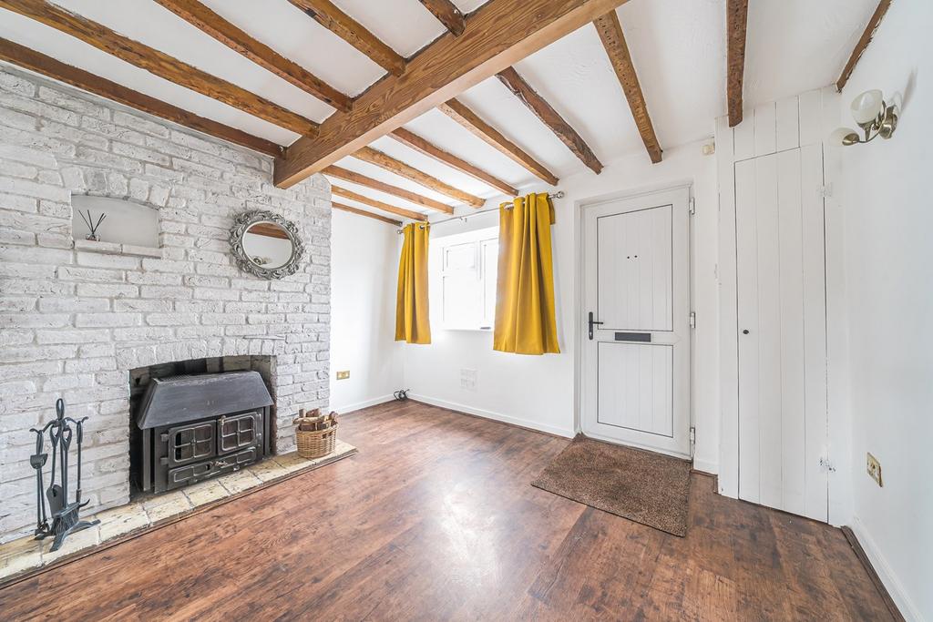 Station Road, Lower Stondon, SG16 1 bed terraced house for sale £250,000