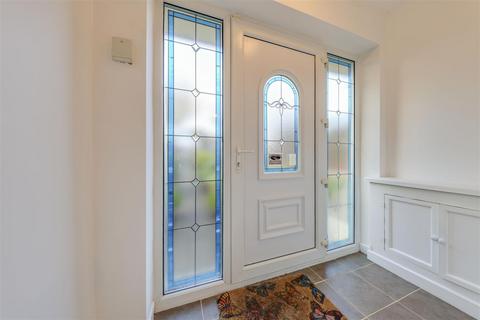 2 bedroom detached bungalow for sale - Helmshore Road, Helmshore, Rossendale