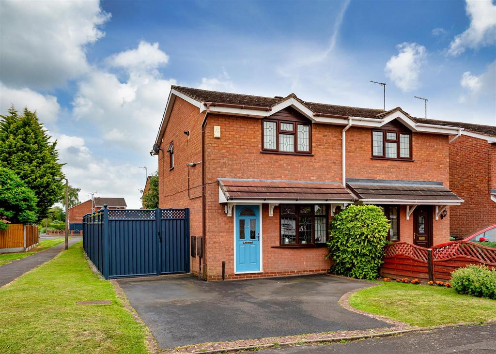 7 Leasowe Drive-front.jpg