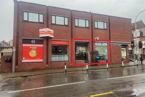 Shop to rent - Queens Road, Leicester