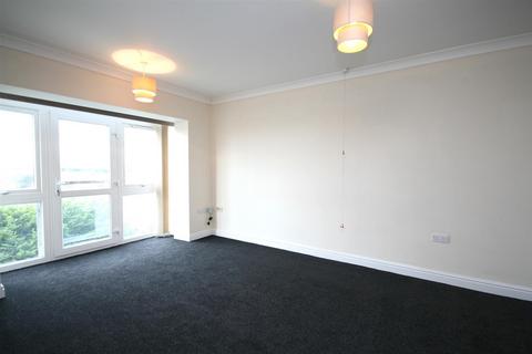2 bedroom retirement property for sale, Roundhay Avenue, Peacehaven