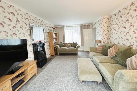 8 Dean Croft, Herne Bay, CT6 7DU