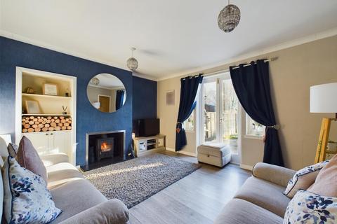 17 Abrach Road, Inverlochy, Fort William, PH33 6LZ