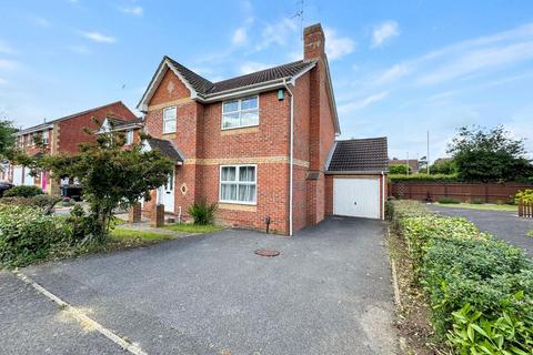 4 bedroom detached house for sale, Friesian Way, Kennington, Ashford TN24