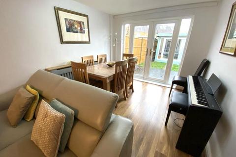 47 Viscount Road, Northampton, NN3 5BJ