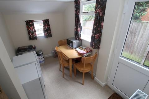 3 bedroom terraced house to rent - Montague Road, Leicester