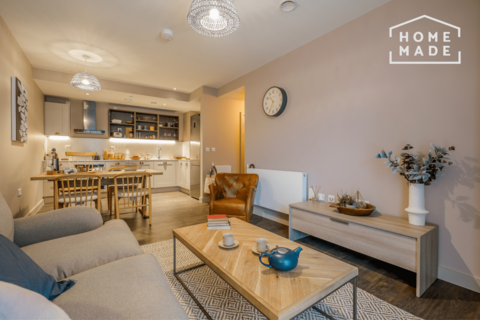 2 bedroom flat to rent - Canada Gardens, Wembley, HA9