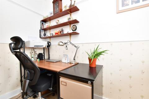 38 Stanley Road, Carshalton, SM5 4LF
