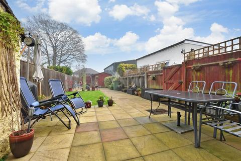 38 Stanley Road, Carshalton, SM5 4LF