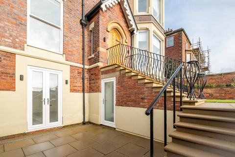 2 bedroom apartment for sale, West Beach, Lytham, FY8
