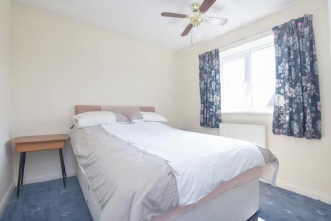 11 Brookway, Long Hanborough, Witney, OX29 8DA