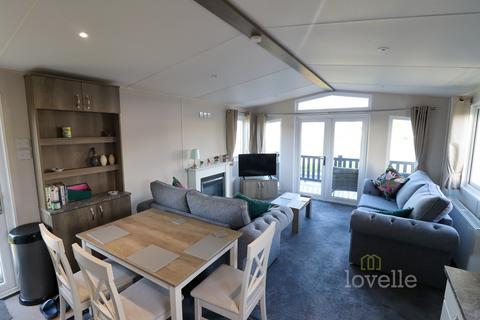 2 bedroom park home for sale - Four seasons Country Park, Lincoln NG23