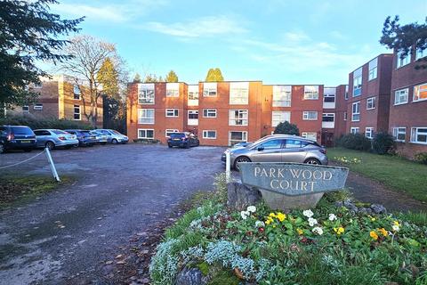 2 bedroom flat to rent - Park Wood Court, Walsall Road, Four Oaks, Sutton Coldfield, B74