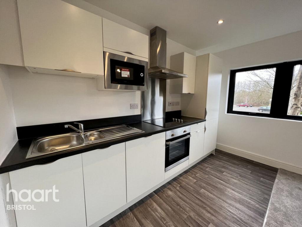 Whitchurch Lane, Bristol 1 bed flat for sale £160,000