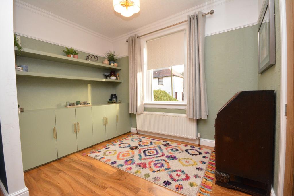 Alder Grove, Westquarter, Falkirk, Stirlingshire, FK2 9SU 3 bed semi