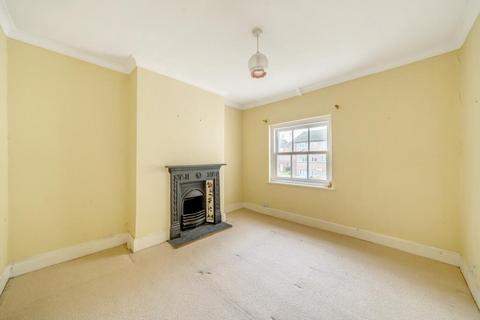 3 bedroom end of terrace house for sale, Newbury,  Berkshire,  RG14