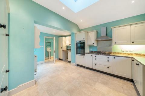 3 bedroom end of terrace house for sale, Newbury,  Berkshire,  RG14