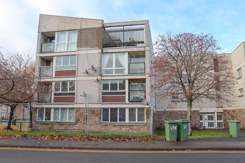 Newbigging, Musselburgh EH21 2 bed flat for sale £130,000