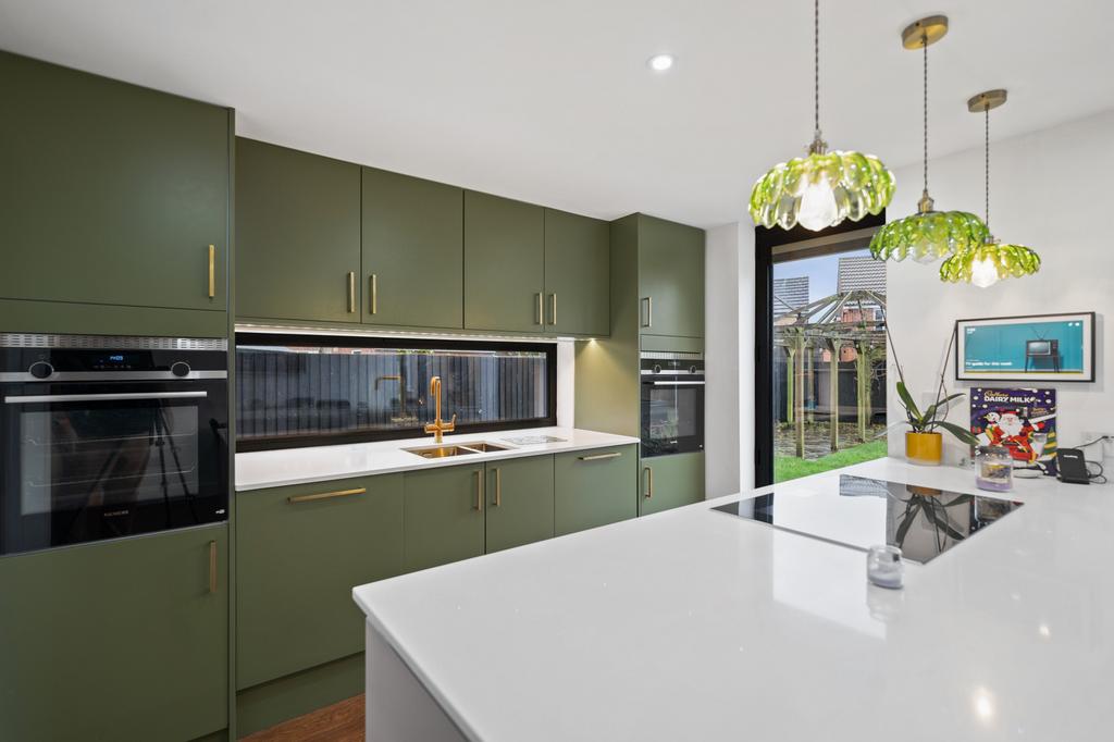 Kitchen/Breakfast Room