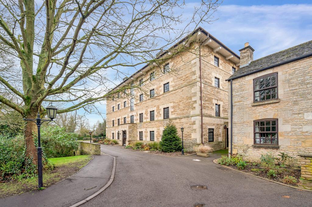 Newstead Mill, Newstead, Stamford, PE9 2 bed for sale £235,000