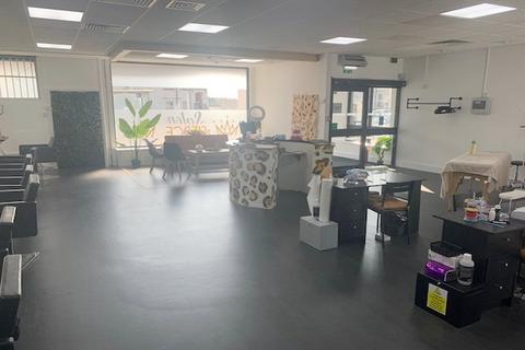 Property for sale - Arbroath Rd, Tenanted Salon Investment, Dundee DD4