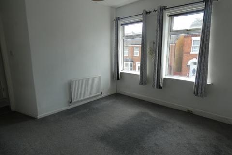 2 bedroom flat for sale, North Street, Wellingborough, NN8