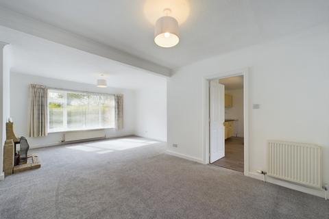 4 bedroom detached house to rent, Merlin Way, Leckhampton, Cheltenham, GL53