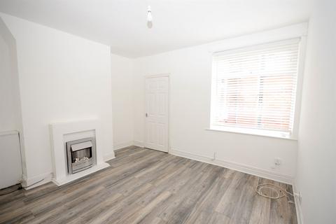 2 bedroom flat to rent, Ridley Gardens, Swalwell