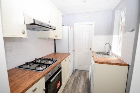 2 bedroom flat to rent, Ridley Gardens, Swalwell