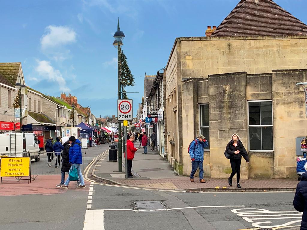 Gb0010124000024-72-high-street-7f9dbaf6-e6f1-4a73-