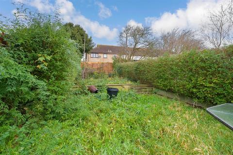 34 Braintree Road, Portsmouth, PO6 3RF