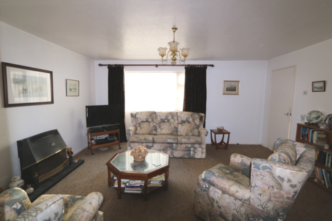 9 Maethlon Close, Tywyn, LL36 0BN
