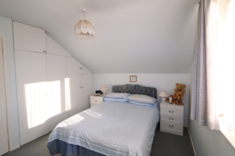9 Maethlon Close, Tywyn, LL36 0BN