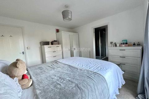 24 Osier Drive, Basildon, SS15 4HP