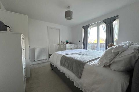 24 Osier Drive, Basildon, SS15 4HP