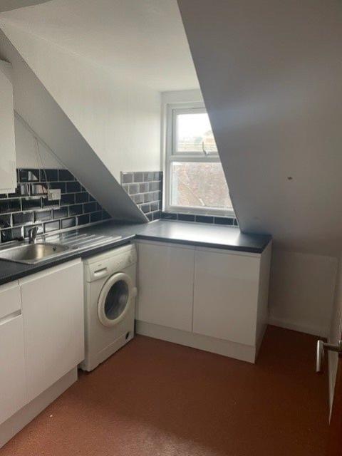 Kitchen 1 (2)
