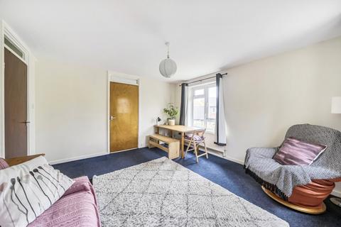 undefined, Robin Close, Hampton, TW12