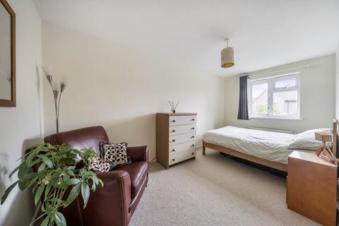 undefined, Robin Close, Hampton, TW12