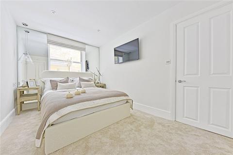 3 bedroom mews to rent, Gaspar Mews, Earls Court, London, SW5