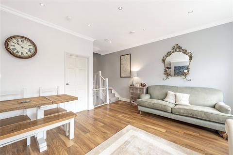 3 bedroom flat to rent, Rosebury Road, London, SW6