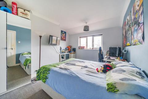 3 Chestnut Avenue, West Wickham, BR4 9ET