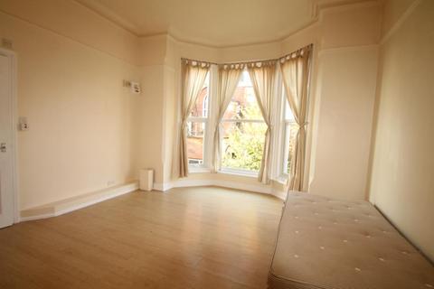 Studio to rent, Flat 6, 26 Magdala Road, Mapperley Park, Nottingham, NG3 5DF